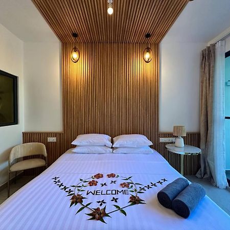 Serene Sky Guest House Thoddoo Exterior photo